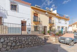Village house of 130 m2 completely renovated located in Periana (Málaga)