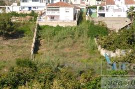 Privacy, nature, proximity to the services of the urban center!