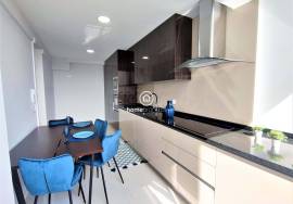 3 bedroom apartment in first line of sea fully refurbished and furnished
