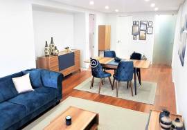 3 bedroom apartment in first line of sea fully refurbished and furnished