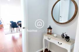 3 bedroom apartment in first line of sea fully refurbished and furnished