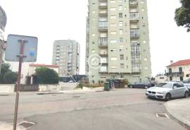 3 bedroom apartment in first line of sea fully refurbished and furnished