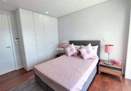 3 bedroom apartment in first line of sea fully refurbished and furnished