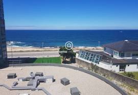 3 bedroom apartment in first line of sea fully refurbished and furnished
