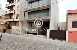 New 3 bedroom apartment 50 meters from fragosa beach in Aver-o-Mar , Póvoa de Varzim