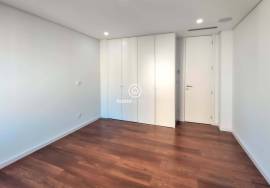 3 bedroom apartment completely renovated in the center of Póvoa de Varzim