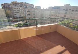 3 bedroom apartment completely renovated in the center of Póvoa de Varzim