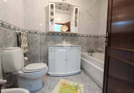 3 bedroom apartment with excellent areas in the city center with closed garage