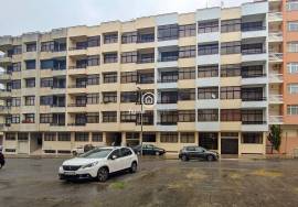 Apartment T2 +1 with garage 400m from the beach