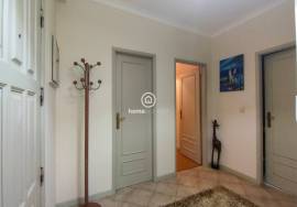 Apartment T2 +1 with garage 400m from the beach
