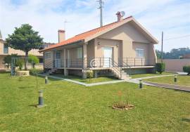 T3 Single Bedroom Villa in Esposende