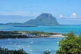 Luxury Architect Villa with Breathtaking View of Le Morne and the Lagoon
