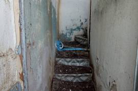 House T3 to recover located in the center of Cuba