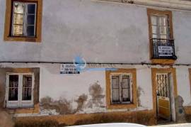House T3 to recover located in the center of Cuba