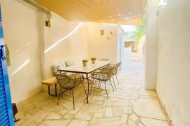 BEAUTIFUL MALLORCAN STYLE HOUSE IN FELANITX