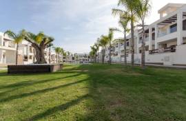 NEUBAU EINER WOHNANLAGE MIT BUNGALOW-WOHNUNGEN IN LOS BALCONES, TORREVIEJA