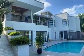 Luxury 6 Bed Villa For Sale in Trinidad &