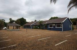 Commercial Office Unit For Sale in Johannesburg South