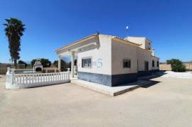Stunning 4 bed Villa For Sale in Gea y Truyols Murcia