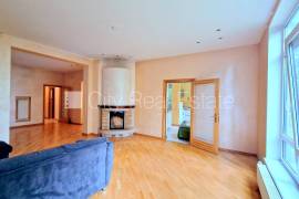 Detached house for sale in Jurmala, 228.00m2