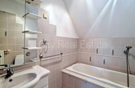 Detached house for sale in Jurmala, 228.00m2