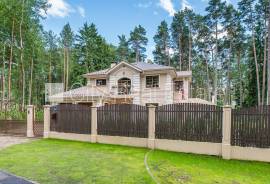 Detached house for sale in Jurmala, 365.00m2