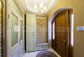 Detached house for sale in Jurmala, 365.00m2