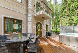 Detached house for sale in Jurmala, 365.00m2