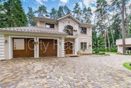 Detached house for sale in Jurmala, 365.00m2