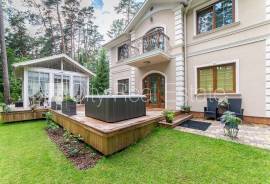 Detached house for sale in Jurmala, 365.00m2