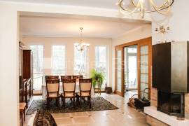 Detached house for sale in Riga district, 343.00m2