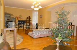 Detached house for sale in Riga, 340.00m2