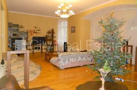 Detached house for sale in Riga, 340.00m2