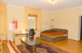 Detached house for sale in Riga, 340.00m2