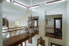 Detached house for sale in Jurmala, 350.00m2