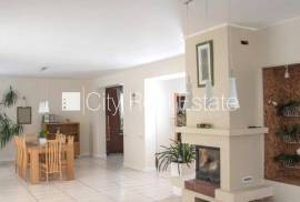 Detached house for sale in Riga district, 308.00m2