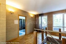 Apartment for sale in Riga, 286.60m2