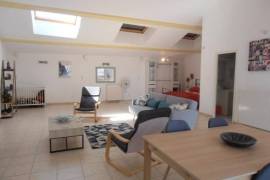 €315700 - Superb Detached Property With Pool And Gite