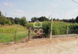 Land for flat construction with 1200 m2 with its own water