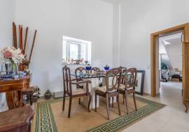 Renovated 3 bedroom country house in over 7,000 m2  plot. Near Moncarapacho. Renovated 3 bedroom country house in over 7,000 m2  plot. Near Moncarapacho.