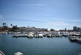 Ruined house in the center of Faro