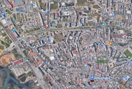 Ruined house in the center of Faro