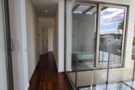 Villa V3+1 for sale - Vale Garrão