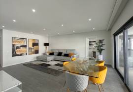 3 bedroom apartment for sale in Quelfes, Olhão