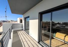 3 bedroom apartment for sale in Quelfes, Olhão