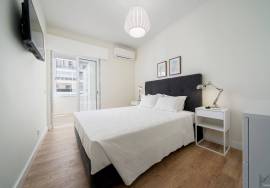 2 bedroom apartment for sale in Quarteira