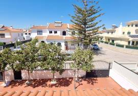 Superb refurbished 3 bed villa with pool at 250meter from beach