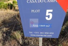 Superb plot on Monte Rei with Great Golf views
