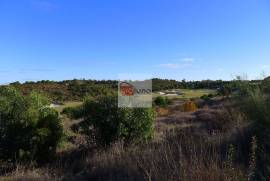 Superb plot on Monte Rei with Great Golf views