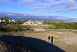 Superb plot on Monte Rei with 270 degree seaview